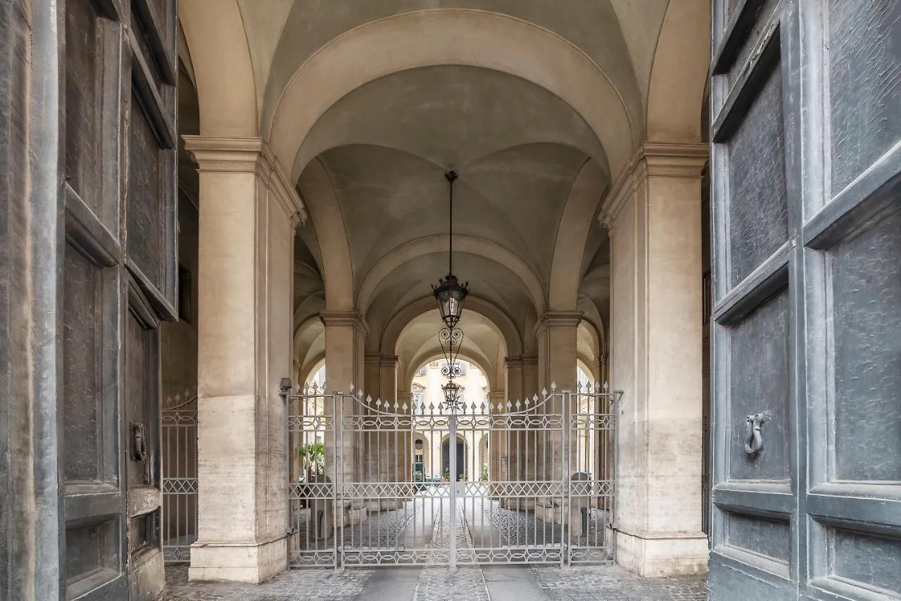 Palazzo Altieri Penthouse Apartments Roma