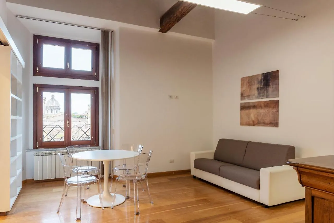 רומא Palazzo Altieri Penthouse Apartments איטליה