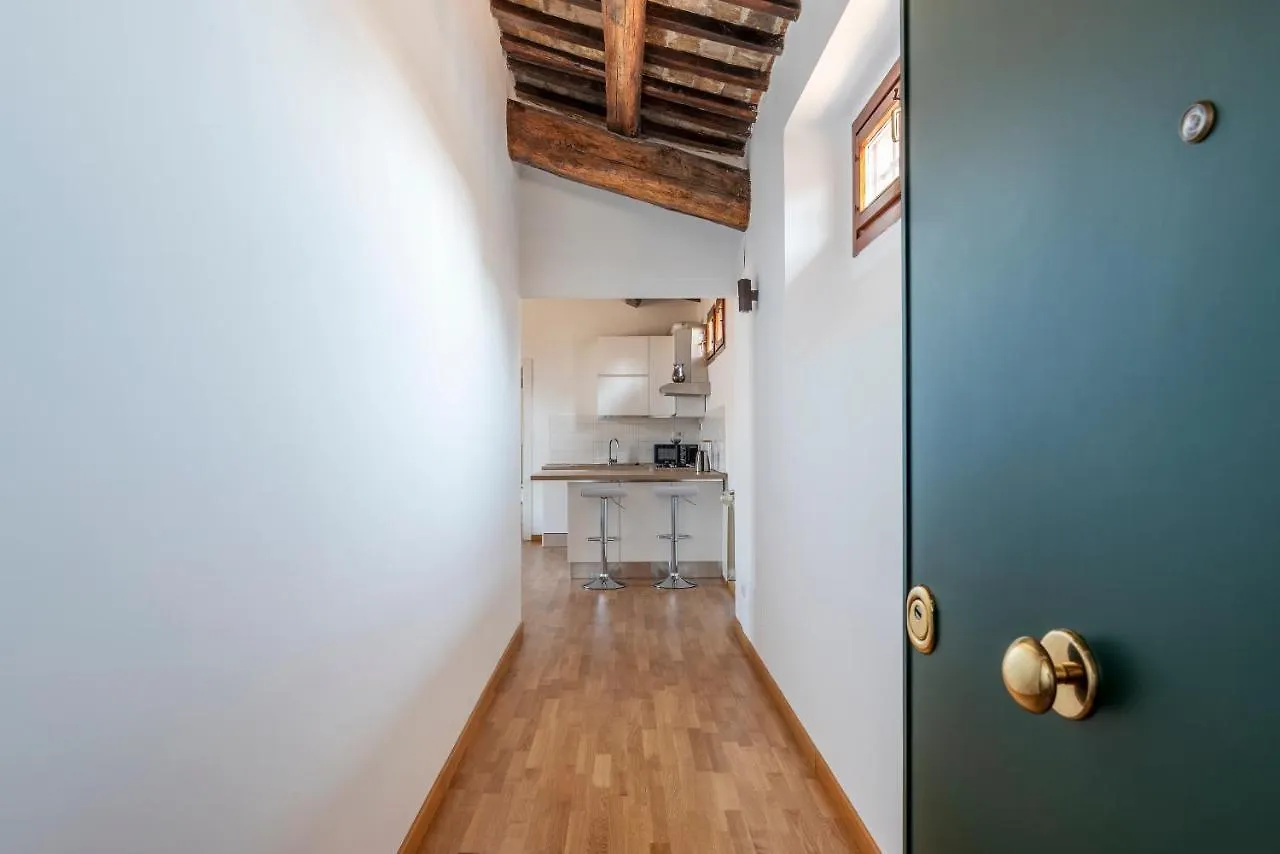 רומא Palazzo Altieri Penthouse Apartments איטליה